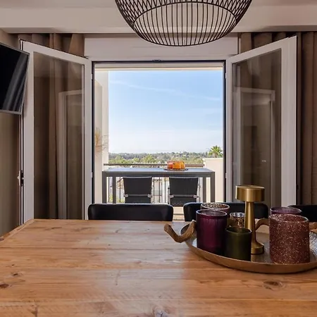דירה High-end Luxury With Views And Golf מארבלה